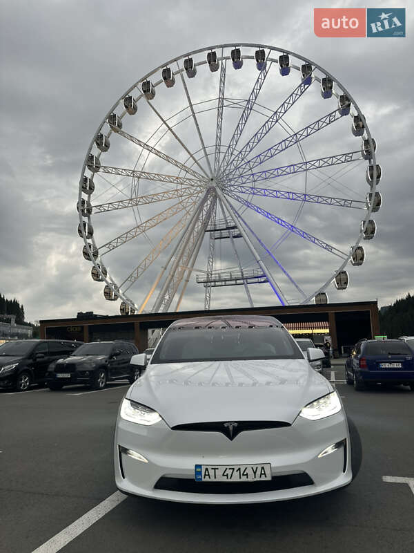Позашляховик / Кросовер Tesla Model X 2022 в Косові