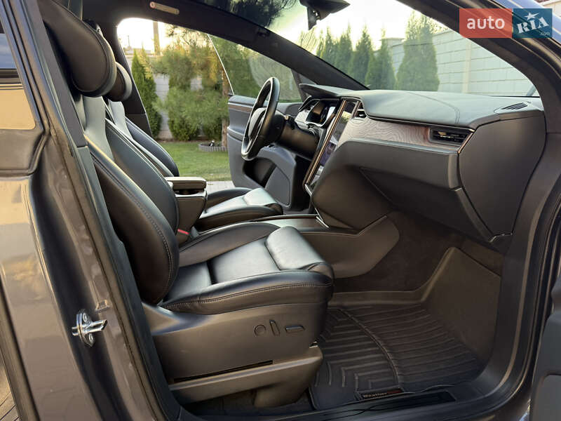 Позашляховик / Кросовер Tesla Model X 2020 в Одесі фото 25 Позашляховик / Кросовер Tesla Model X 2020 в Одесі