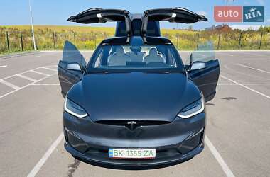 Tesla Model X 2022