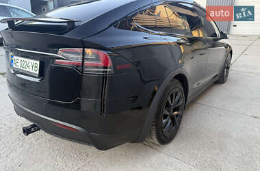 Tesla Model X 2022