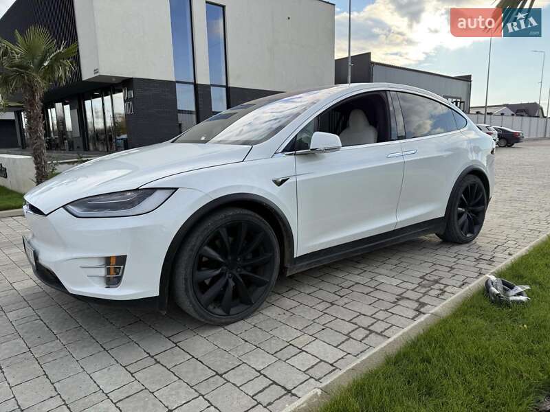 Внедорожник / Кроссовер Tesla Model X 2019 в Ужгороде фото 2 Внедорожник / Кроссовер Tesla Model X 2019 в Ужгороде