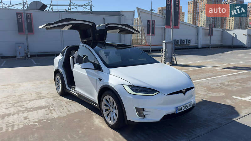 Внедорожник / Кроссовер Tesla Model X 2019 в 