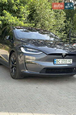 Tesla Model X 2022