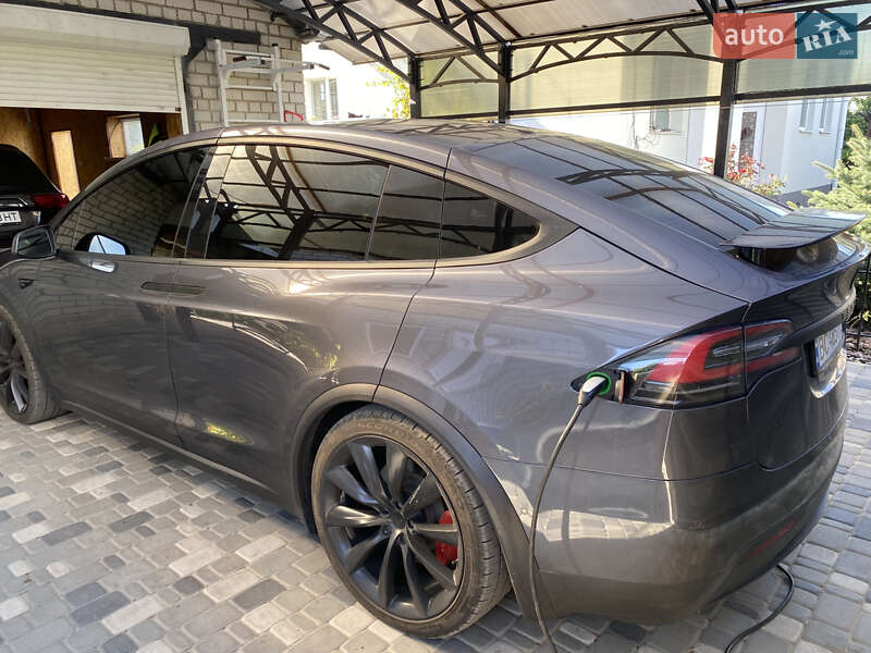 Внедорожник / Кроссовер Tesla Model X 2020 в Полтаве