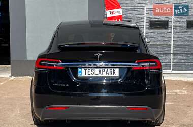 Внедорожник / Кроссовер Tesla Model X 2017 в 