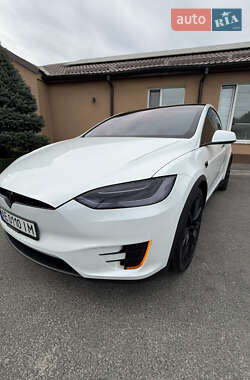 Позашляховик / Кросовер Tesla Model X 2018 в 
