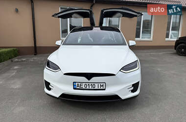 Позашляховик / Кросовер Tesla Model X 2018 в 