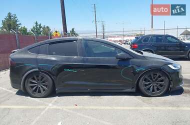 Позашляховик / Кросовер Tesla Model X 2023 в 