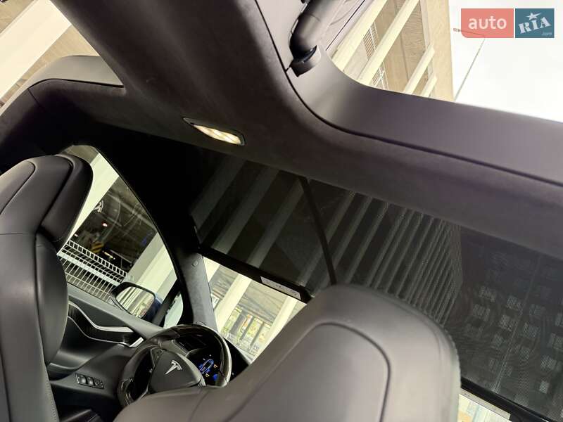 Позашляховик / Кросовер Tesla Model X 2020 в Києві