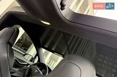 Внедорожник / Кроссовер Tesla Model X 2020 в 