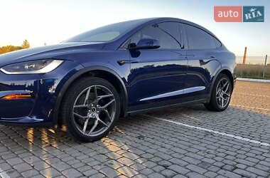 Tesla Model X 2022