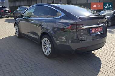 Внедорожник / Кроссовер Tesla Model X 2019 в 