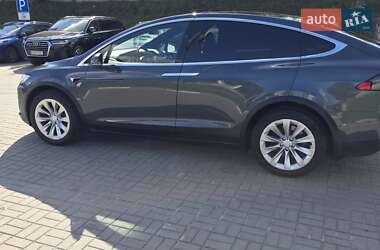 Внедорожник / Кроссовер Tesla Model X 2019 в 