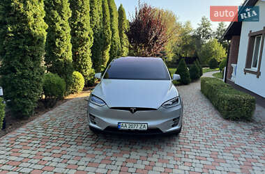 Позашляховик / Кросовер Tesla Model X 2018 в 