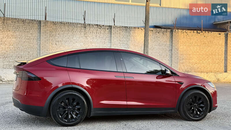 Внедорожник / Кроссовер Tesla Model X 2017 в Ровно