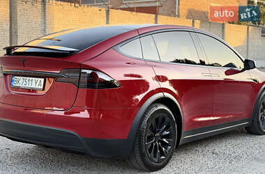 Внедорожник / Кроссовер Tesla Model X 2017 в Ровно