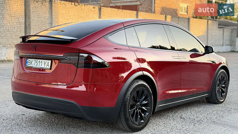 Внедорожник / Кроссовер Tesla Model X 2017 в Ровно