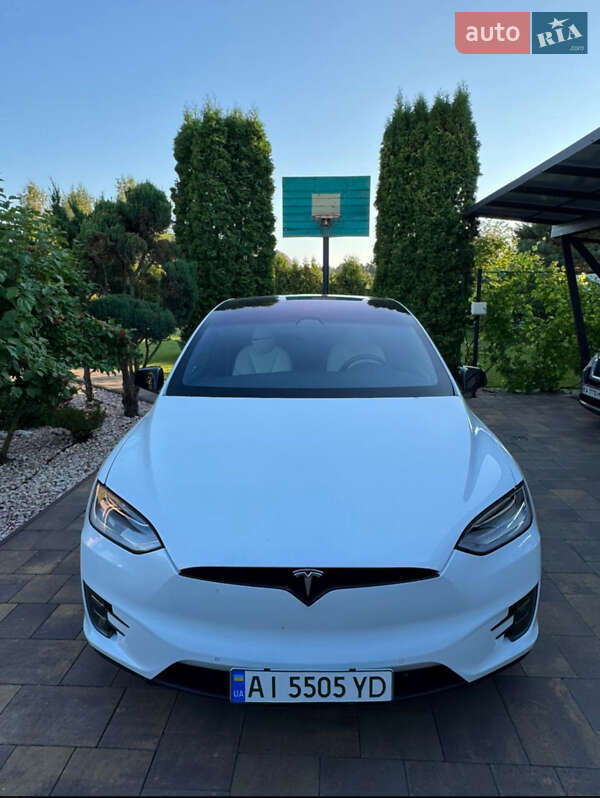 Позашляховик / Кросовер Tesla Model X 2020 в Києві