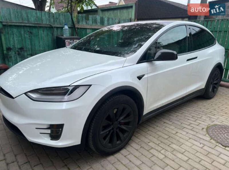 Позашляховик / Кросовер Tesla Model X 2020 в Києві