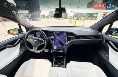 Внедорожник / Кроссовер Tesla Model X 2019 в 