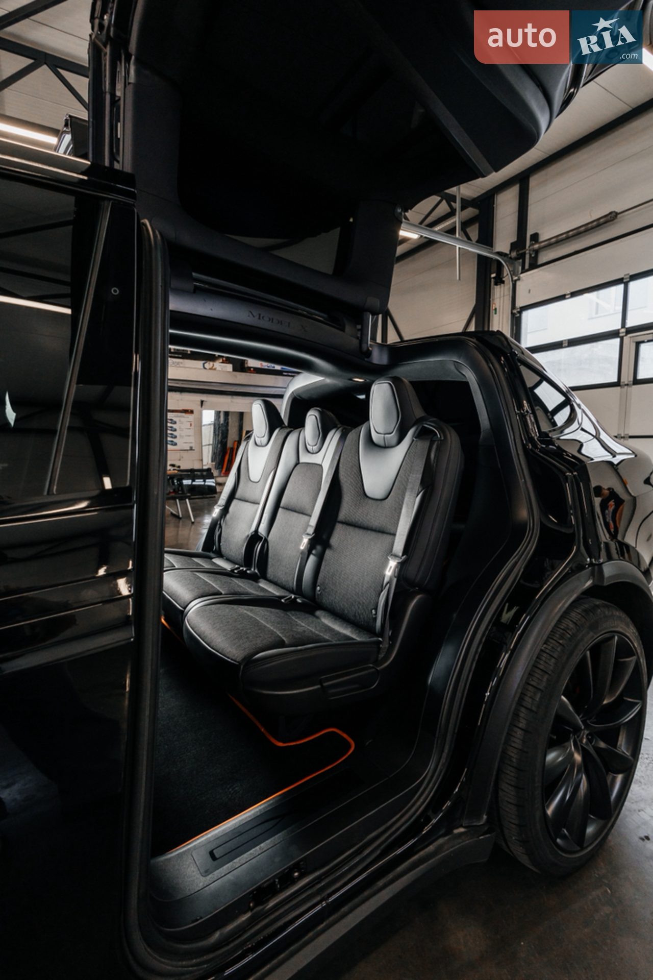 2017 Tesla Model X - мініатюра 18