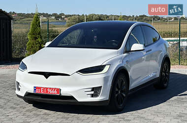 Внедорожник / Кроссовер Tesla Model X 2016 в 