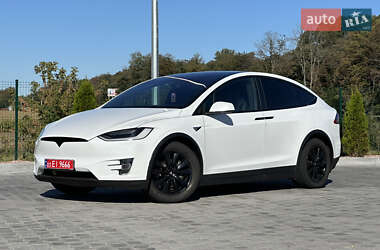 Внедорожник / Кроссовер Tesla Model X 2016 в 