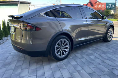 Внедорожник / Кроссовер Tesla Model X 2016 в 