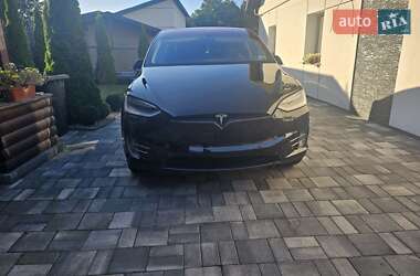 Внедорожник / Кроссовер Tesla Model X 2016 в Ровно