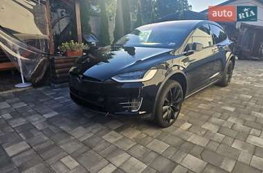 Внедорожник / Кроссовер Tesla Model X 2016 в 