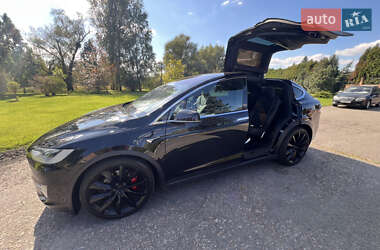Внедорожник / Кроссовер Tesla Model X 2018 в 