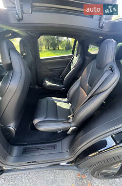 Внедорожник / Кроссовер Tesla Model X 2018 в 