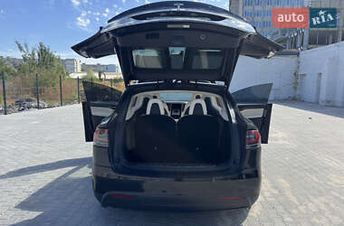 Внедорожник / Кроссовер Tesla Model X 2017 в 