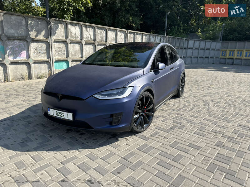 Tesla Model X 2018