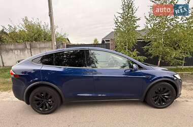 Внедорожник / Кроссовер Tesla Model X 2016 в 