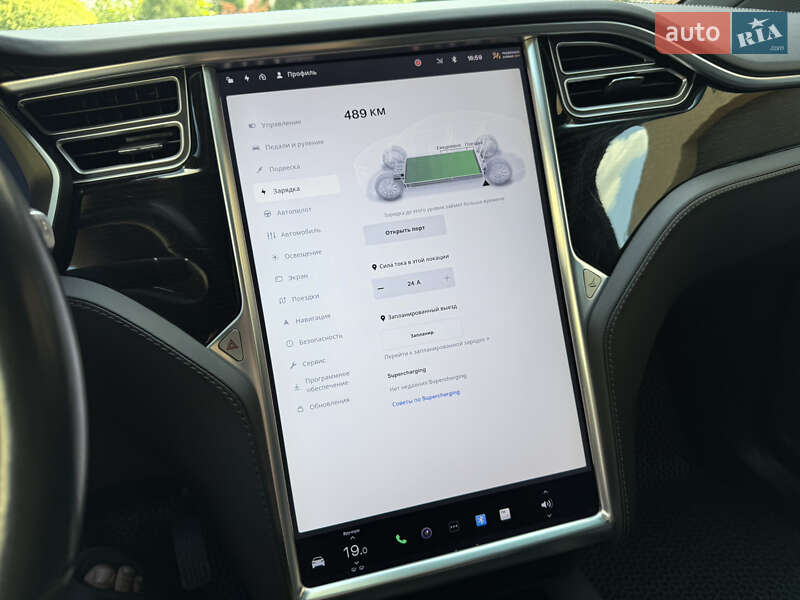 Внедорожник / Кроссовер Tesla Model X 2017 в Тернополе