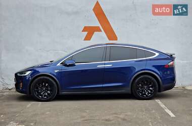 Позашляховик / Кросовер Tesla Model X 2016 в 