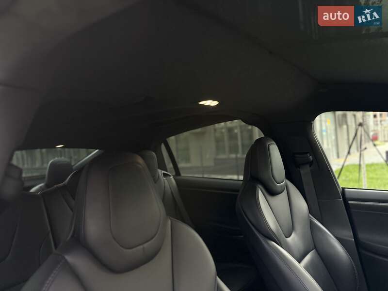 Позашляховик / Кросовер Tesla Model X 2020 в Києві
