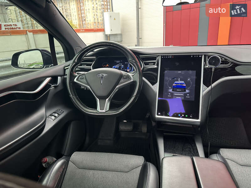 Внедорожник / Кроссовер Tesla Model X 2017 в Киеве фото 7 Внедорожник / Кроссовер Tesla Model X 2017 в Киеве