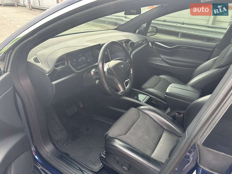 Внедорожник / Кроссовер Tesla Model X 2017 в Киеве фото 27 Внедорожник / Кроссовер Tesla Model X 2017 в Киеве