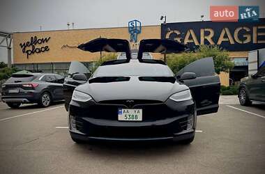 Внедорожник / Кроссовер Tesla Model X 2016 в Киеве