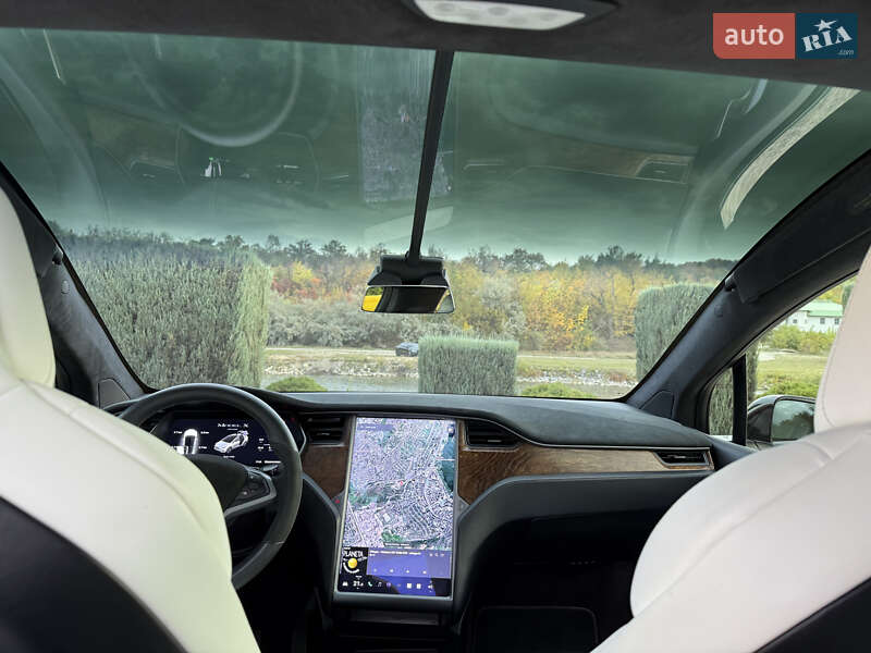 Позашляховик / Кросовер Tesla Model X 2019 в Дніпрі фото 36 Позашляховик / Кросовер Tesla Model X 2019 в Дніпрі