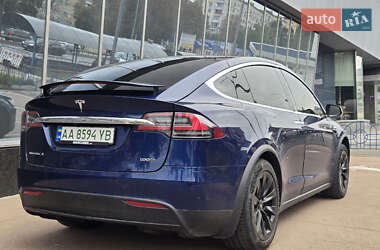 Позашляховик / Кросовер Tesla Model X 2017 в 