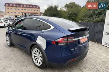 Внедорожник / Кроссовер Tesla Model X 2017 в 