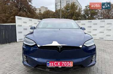 Внедорожник / Кроссовер Tesla Model X 2017 в 
