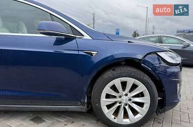 Внедорожник / Кроссовер Tesla Model X 2017 в 