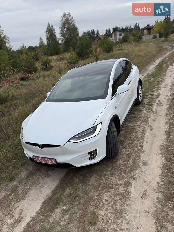 Позашляховик / Кросовер Tesla Model X 2020 в Києві фото 11 Позашляховик / Кросовер Tesla Model X 2020 в Києві