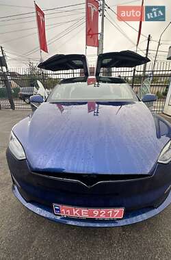 Позашляховик / Кросовер Tesla Model X 2023 в 