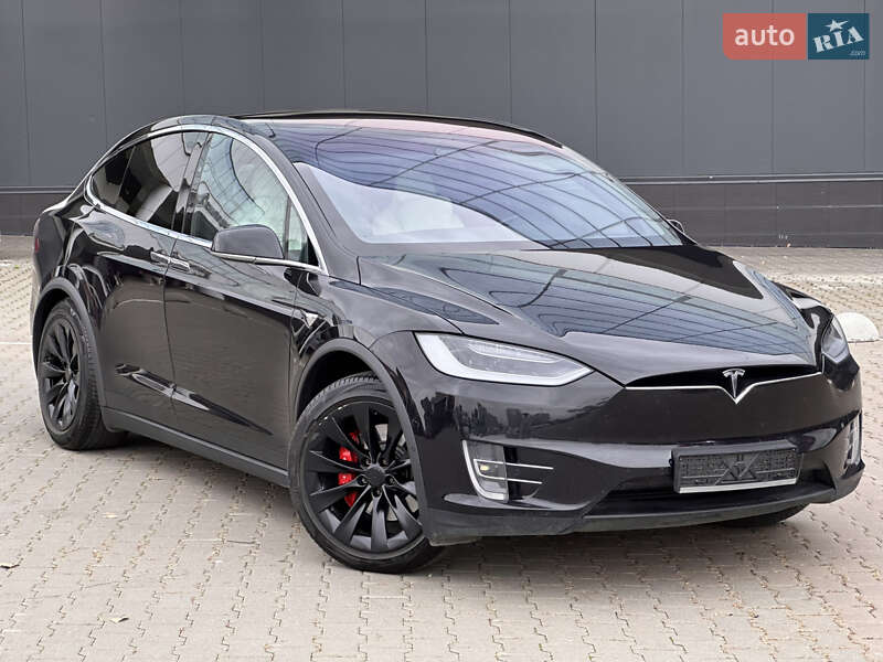 Внедорожник / Кроссовер Tesla Model X 2018 в 