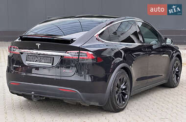 Внедорожник / Кроссовер Tesla Model X 2018 в 